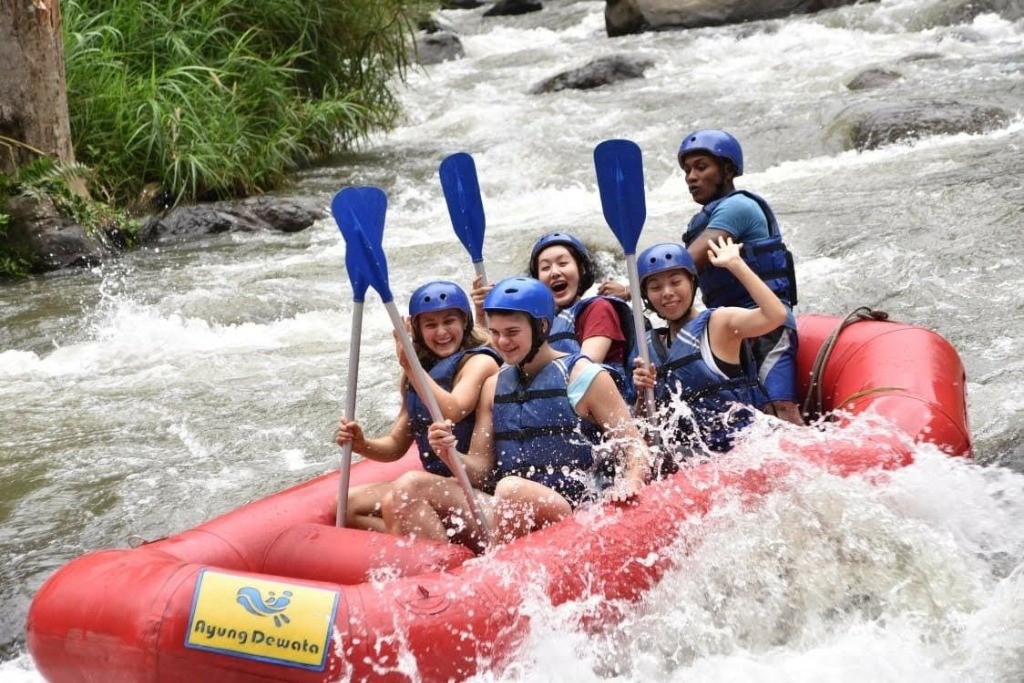 Private Boat Ayung River Rafting: VIP Exclusivity for Couples & Families ($86 USD)