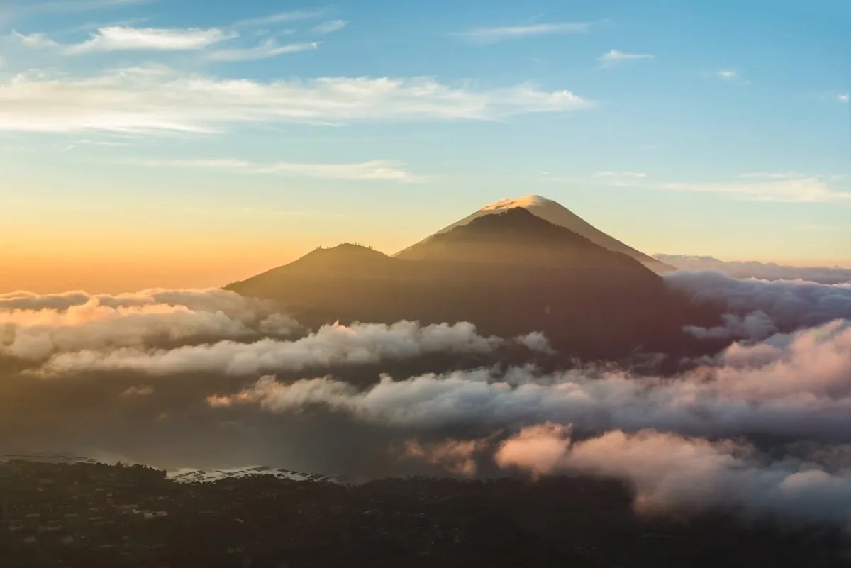 Mount Batur Black Lava Off-Road: 4x4 Jeep Safari Across Volcanic Sands ($42 USD)